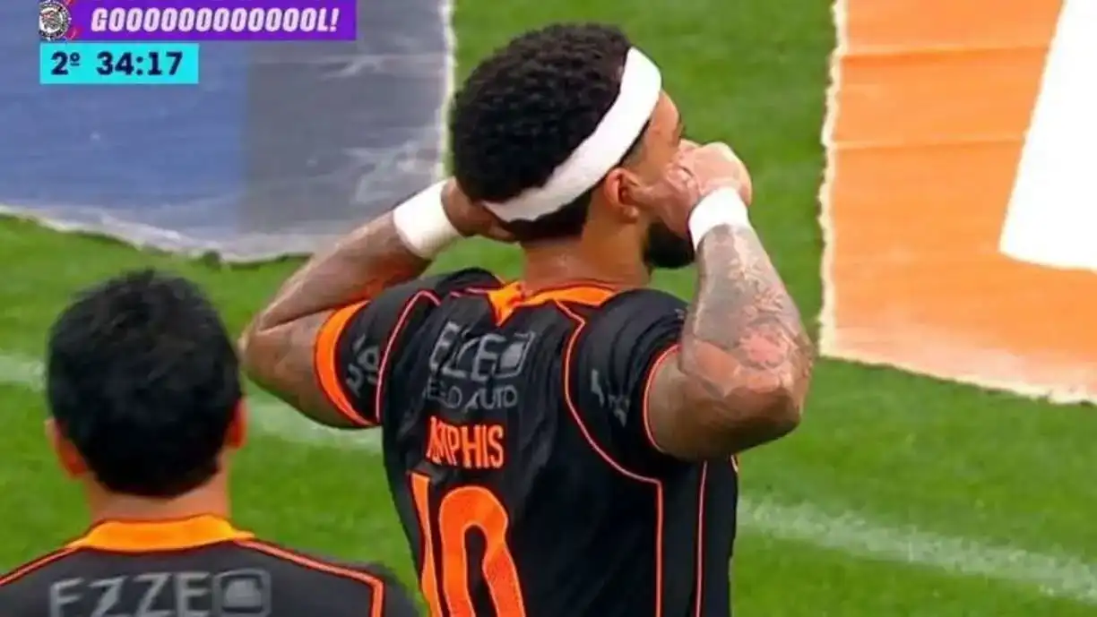 Memphis Depay marca contra o Grêmio e encerra jejum incômodo pelo Corinthians