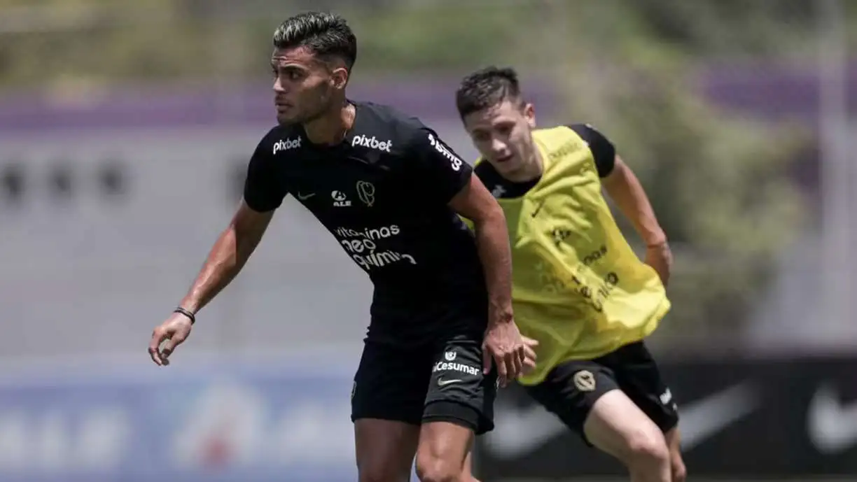 Rodrigo Garro comenta quebra de recorde no Corinthians que é de Fausto Vera - Foto: Rodrigo Coca/Agência Corinthians