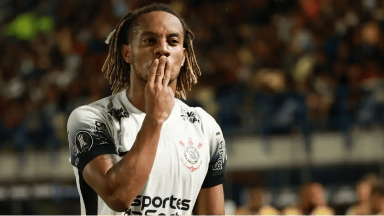 André Carrillo recebe sondagens de clubes do Oriente Médio e da Arábia Saudita mas decide permanecer no Corinthians - Foto: Reprodução