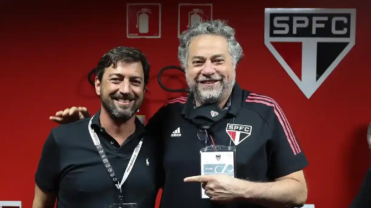  O ex-Corinthians Dulio Monteiro e Julio Casares tem algo em comum: o mesmo advogado - Foto: Rubens Chiri/SPFC