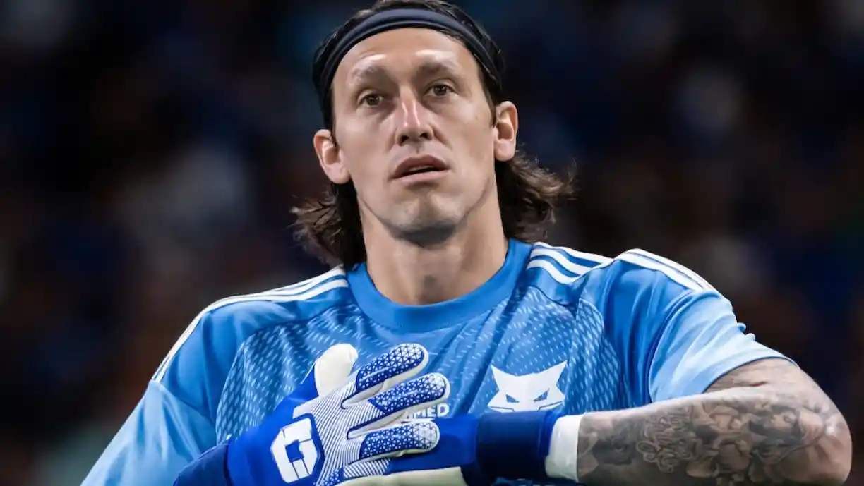 Cássio fala sobre ex-Corinthians: “Quem não gosta dele...”