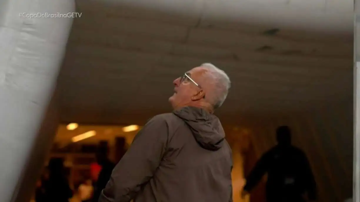 Dorival Júnior "perde" primeiro duelo contra Fernando Diniz, mesmo depois do empate entre Corinthians e Vasco - Foto: Reprodução/GE TV