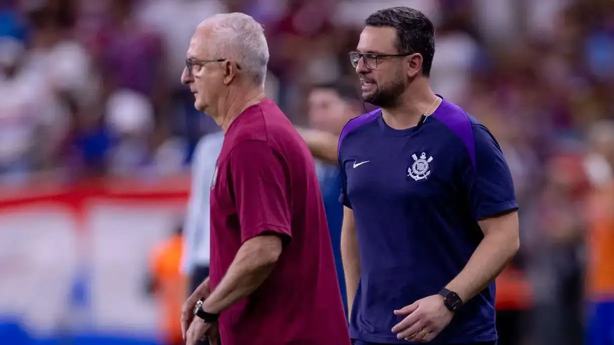 Dorival Júnior falou em entrevista coletiva depois da derrota do Corinthians para o Fortaleza - Foto: Rodrigo Coca/Agência Corinthians