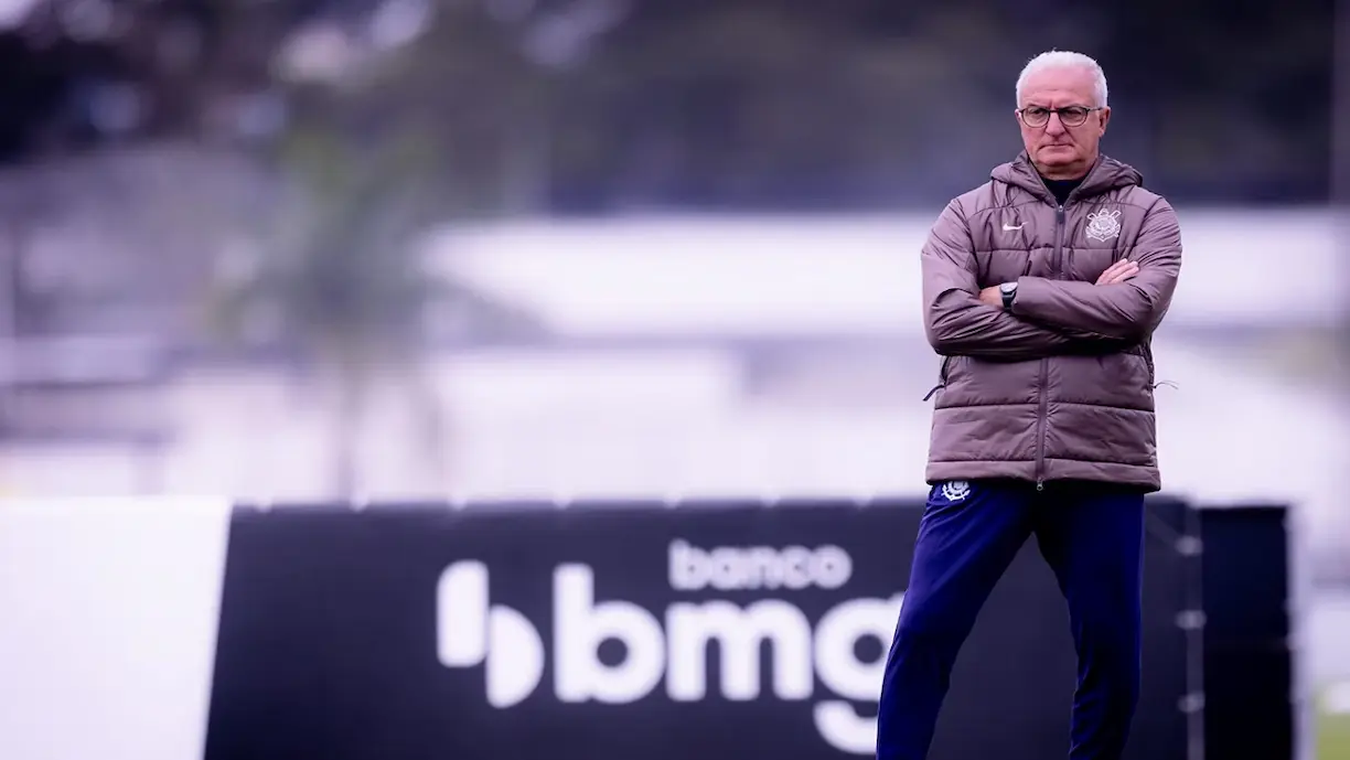 Dorival Júnior realiza o último treino do Corinthians antes de enfrentar o Cruzeiro com novidades - Foto: Rodrigo Coca/Agência Corinthians