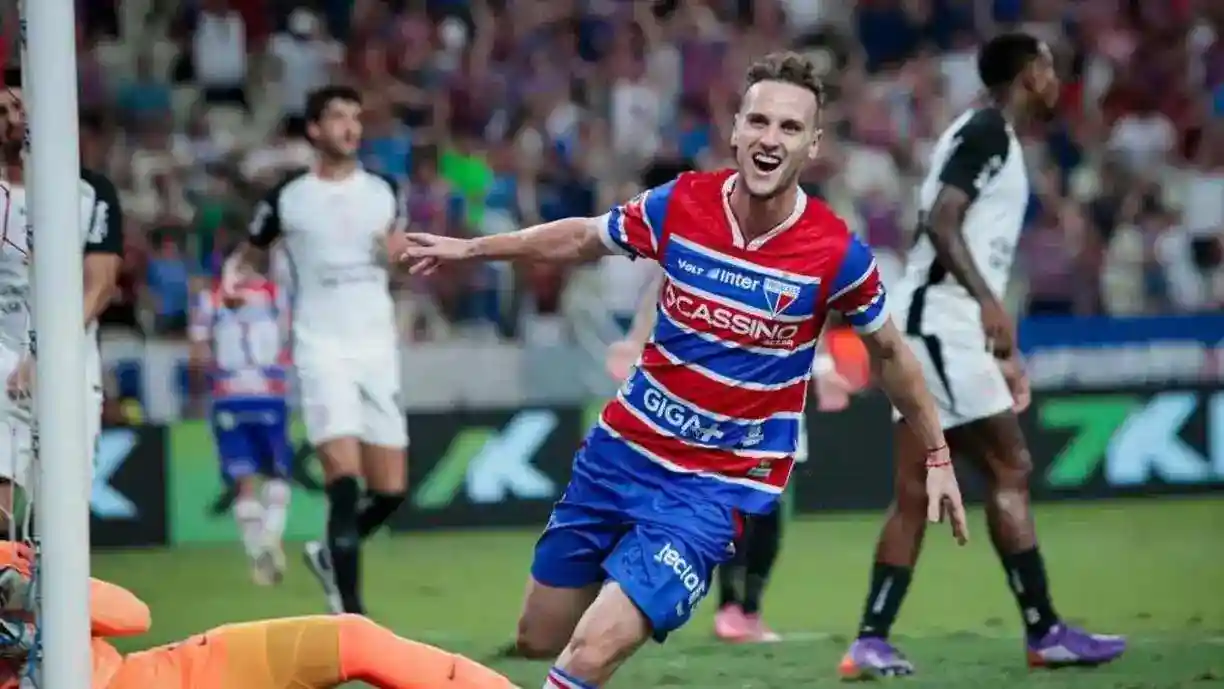 Fortaleza e Corinthians se enfrentaram, na Arena Castelão, pela 37ª rodada do Campeonato Brasileiro - Foto: Mateus Lotif/Fortaleza EC