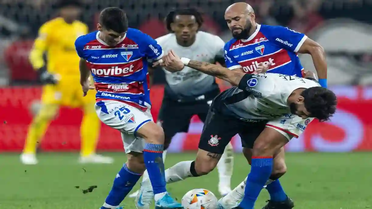 Fortaleza encara Corinthians no Castelão; Timão busca Libertadores e rival luta contra rebaixamento - Foto: Rodrigo Coca/Agência Corinthians