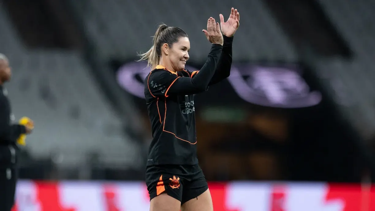 Gabi Zanotti quer seguir no Corinthians; clube já renovou com Tamires até 2027 e Lelê até 2026 - Foto: Reprodução