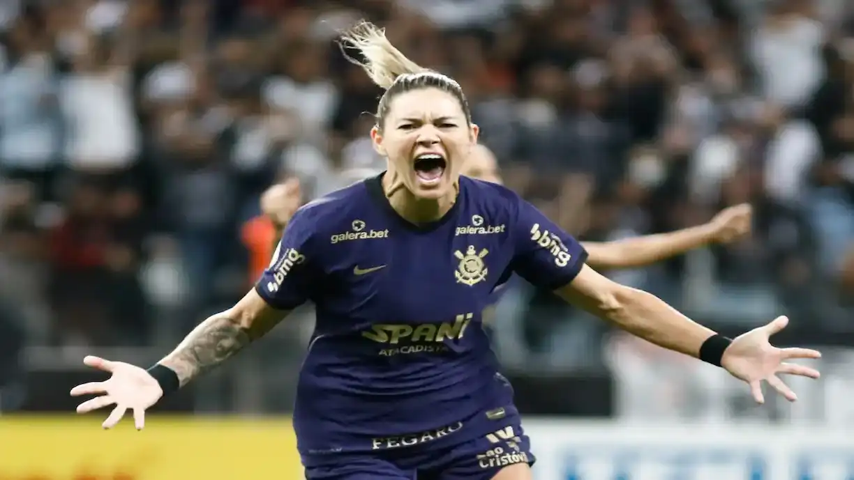 Gabi Zanotti fala sobre renovação no Corinthians e pede mudanças para fortalecer o futebol feminino - Foto: Rodrigo Gazzanel/Agência Corinthians