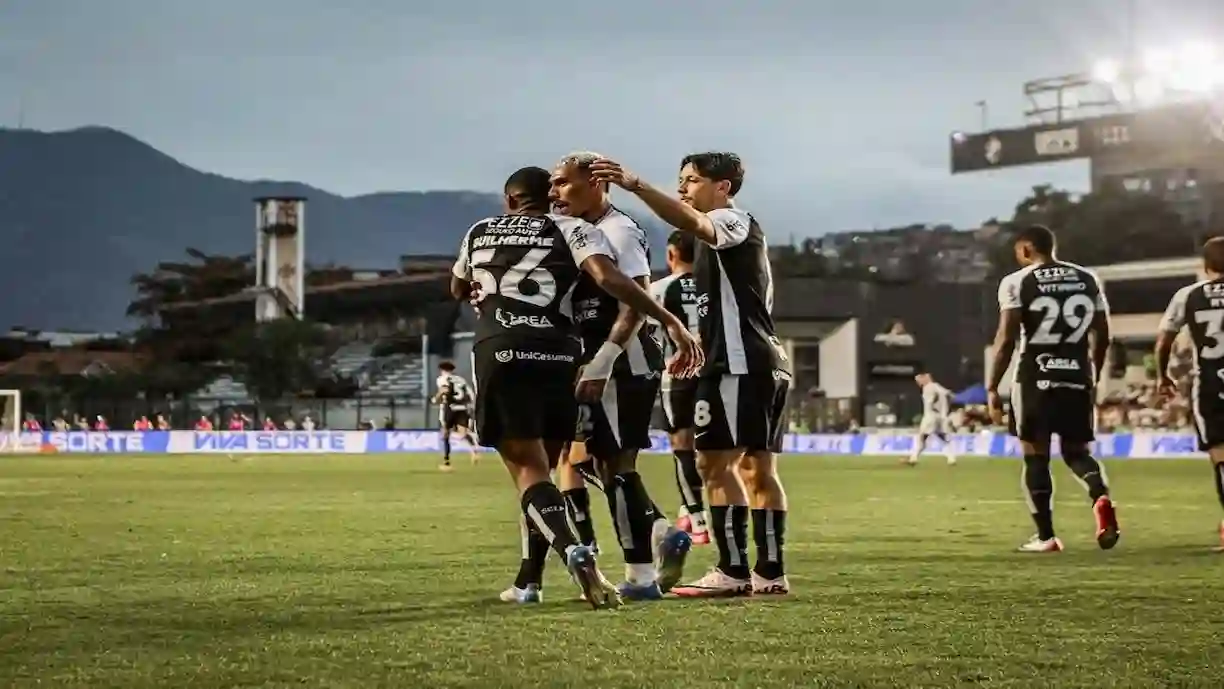 Corinthians tem três atletas premiados no Troféu Mesa Redonda que elege os destaques do Brasileirão - Foto: Thiego Mattos
