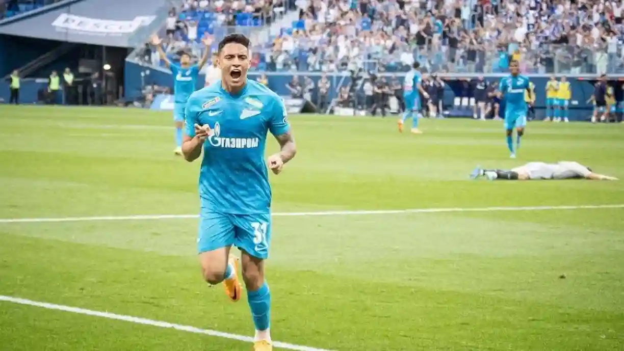 Gustavo Mantuan revela se voltaria para o Corinthians para jogar no Brasil novamente - Foto: Reprodução/Instagram