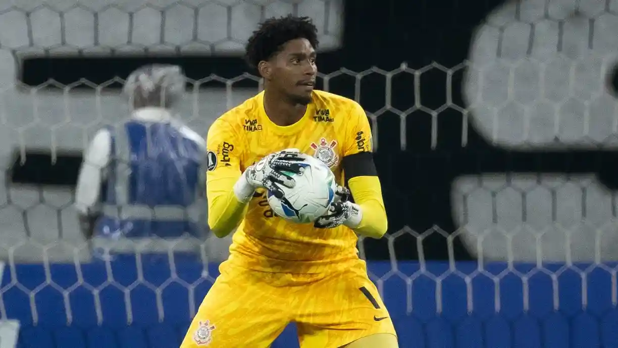 Hugo Souza fala das mudanças do Paulistão e da expectativa para a decisão contra o Flamengo - Foto: Rodrigo Coca/Agência Corinthians