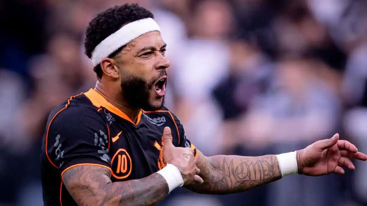 Memphis Depay soma 11 participações em gols nos mata-matas, decisivo para o Timão avançar - Foto: Rodrigo Coca/Agência Corinthians