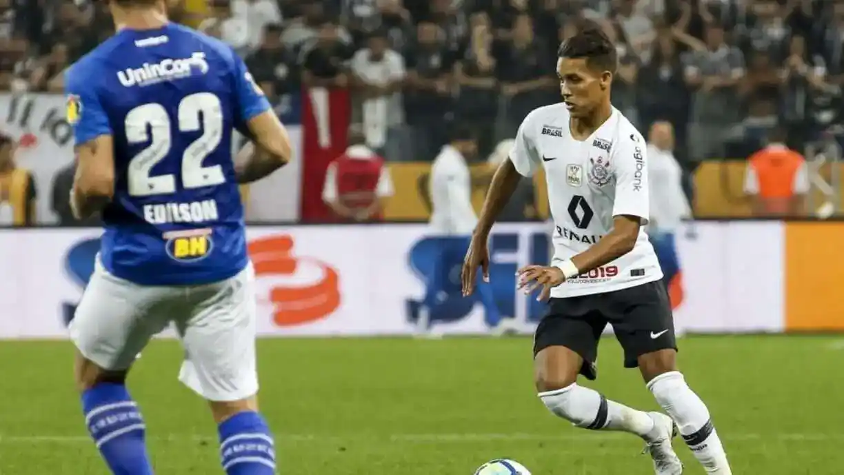 Ex-Corinthians, Pedrinho falou sobre a decisão contra o Cruzeiro há sete anos e revela torcida pelo Timão - Foto: Rodrigo Gazzanel/Agência Corinthians