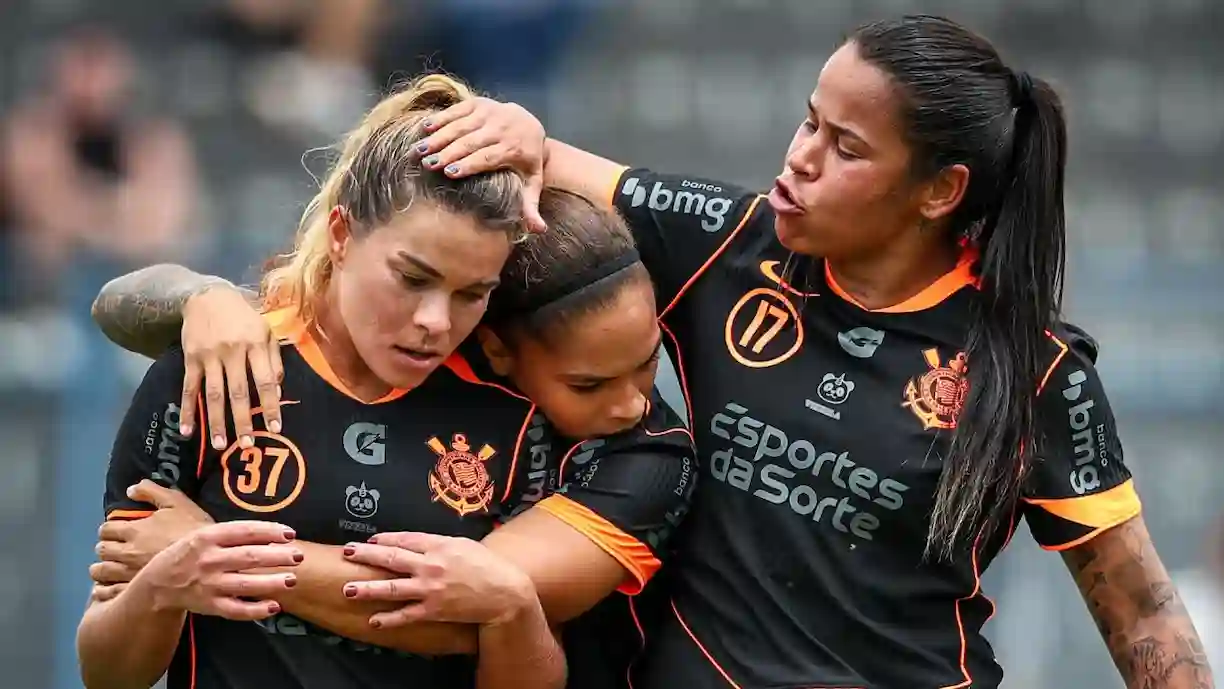 Corinthians renova Tamires até 2027 e Lelê até 2026, garantindo continuidade das líderes do elenco feminino - Foto: Rodrigo Gazzanel/Agência Corinthians