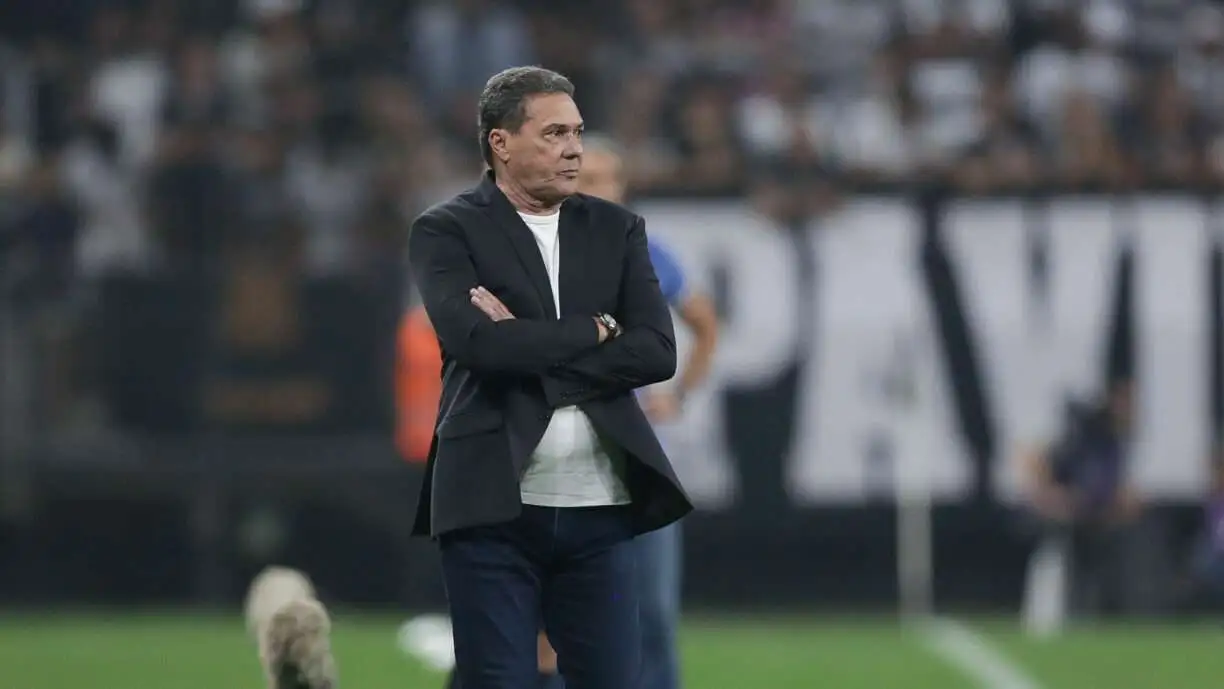 Técnico com passagem pelo Corinthians, Luxemburgo revela motivação para retornar a um clube - Foto: Rodrigo Coca/Agência Corinthians