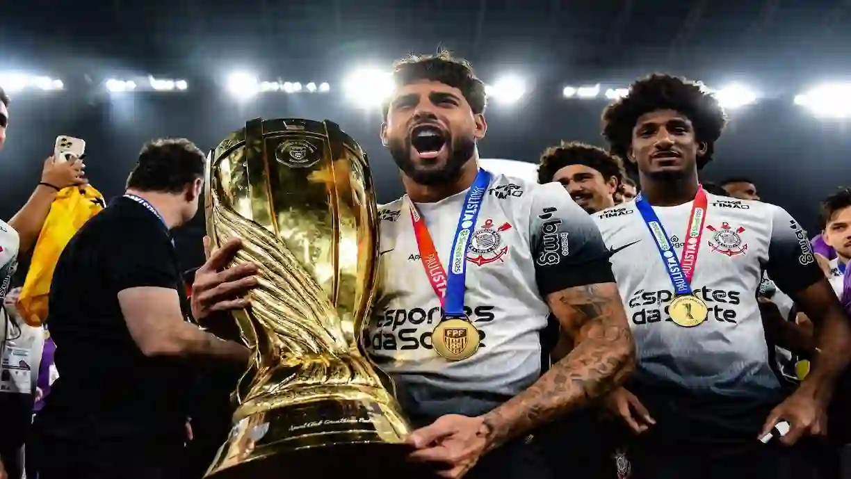 Yuri Alberto joga mal em Corinthians x Cruzeiro e Dorival Júnior comentou desempenho - Foto: Reprodução