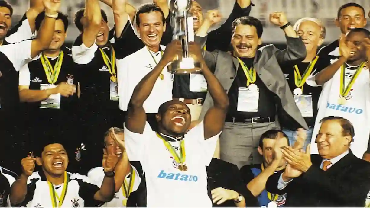 Há 26 anos, alvinegro paulista conquistava o seu primeiro Mundial de Clubes em pleno Maracanã - Foto: Alexandre Battibugli/Corinthians