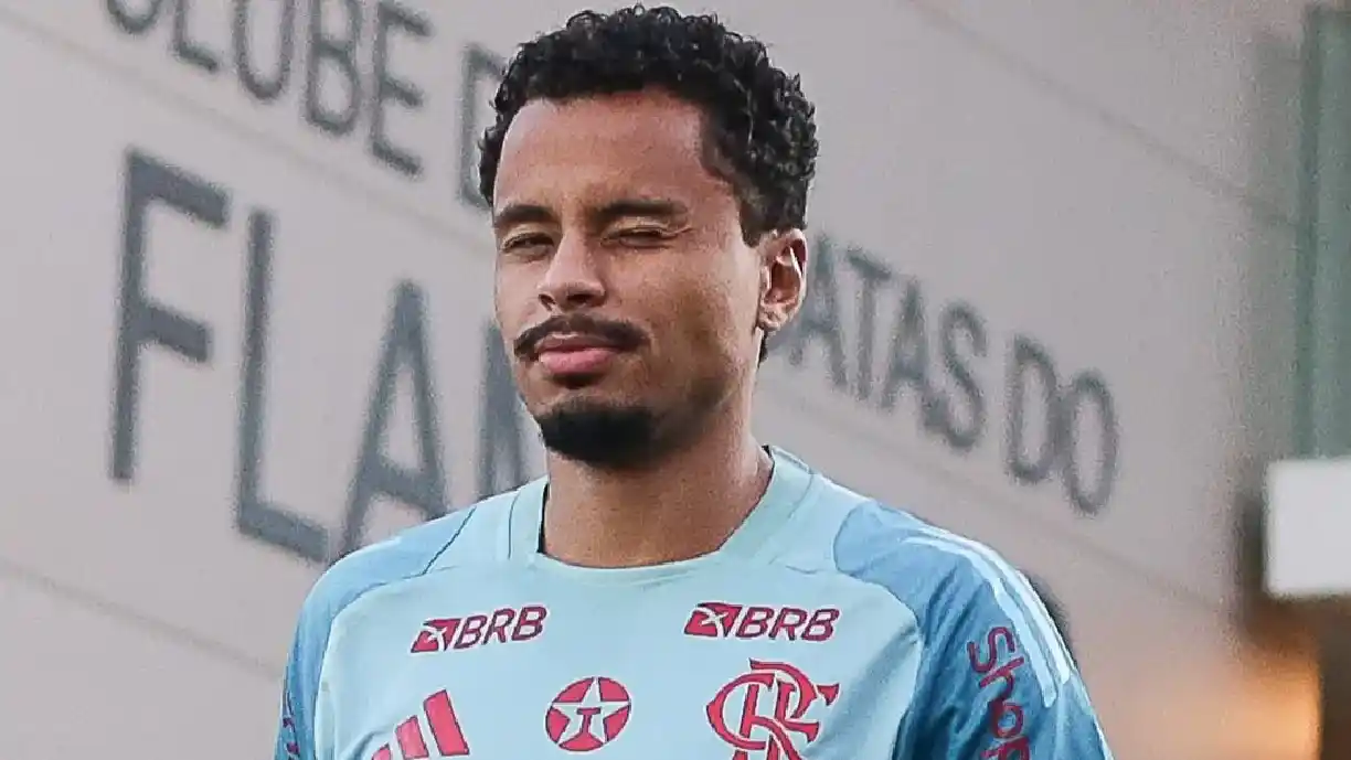 Allan pode chegar ao Corinthians se diretorias conversarem e entrarem em acordo por volante - Foto: Reprodução