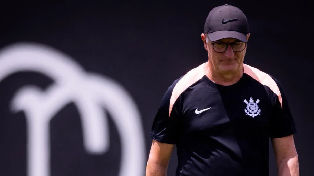 Dorival Júnior comandou o quarto dia de treinos, da equipe alvinegra no CT Joaquim Grava - Foto: Rodrigo Coca/Agência Corinthians