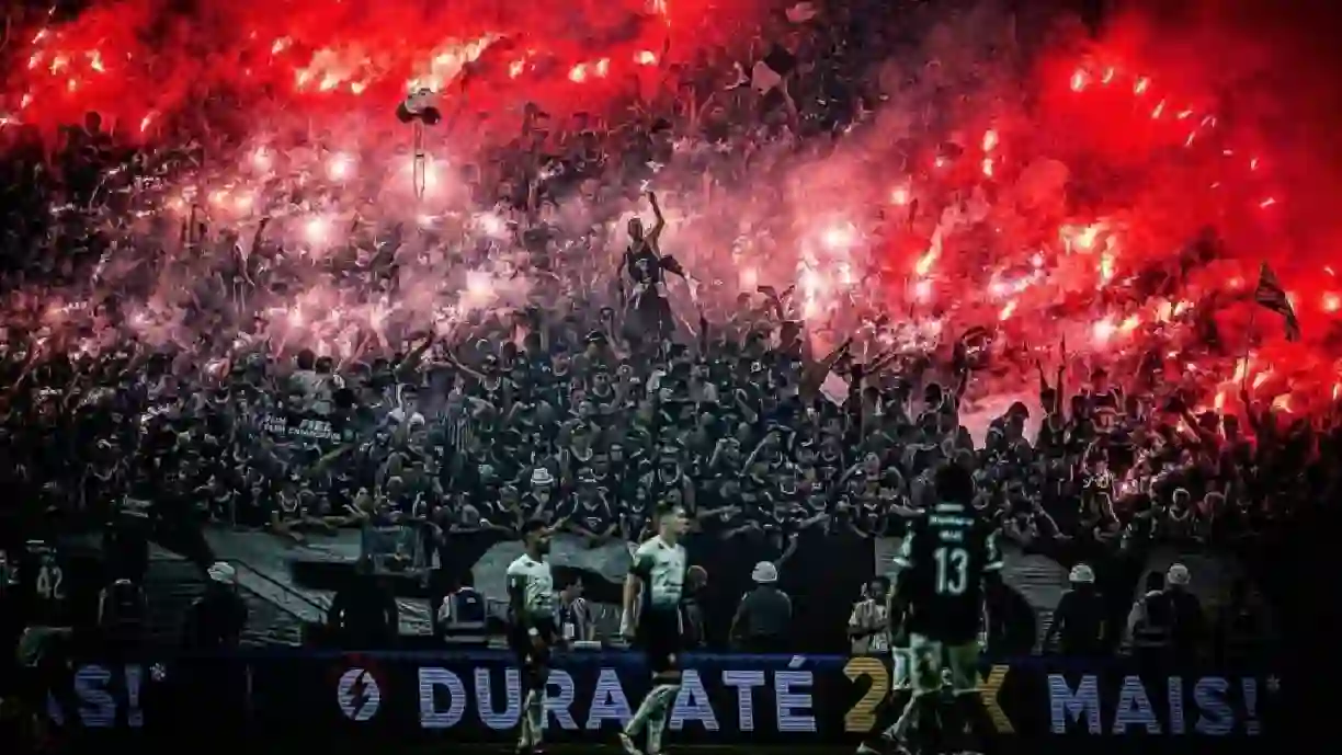 Organizadas do Corinthians estão viajando para Brasília com o objetivo de invadir o duelo contra o Flamengo - Foto: Reprodução