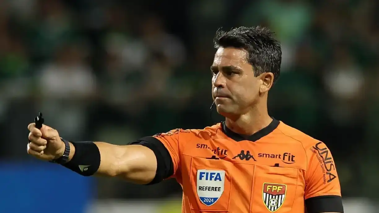 Flávio Rodrigues de Souza é o árbitro escolhido para apitar Velo Clube x Corinthians pelo Paulistão -  Foto: Cesar Greco/Palmeiras