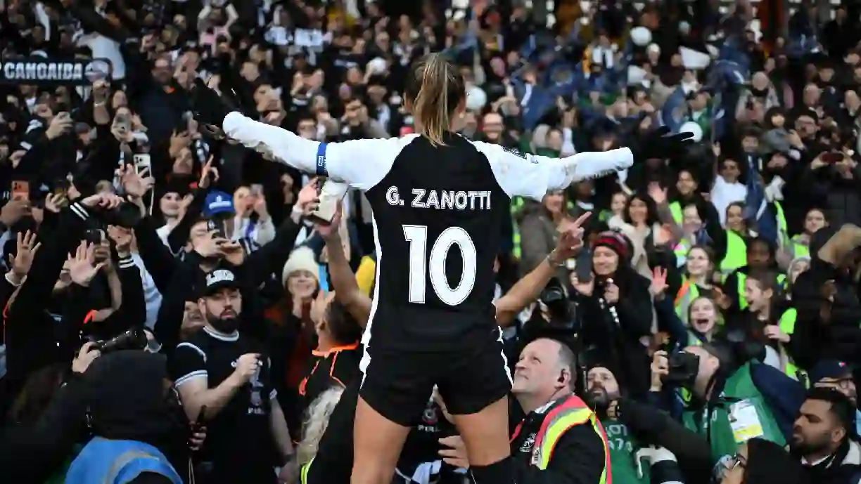 Gabi Zanotti marca para o Corinthians que garante vaga na final do Mundial; camisa 10 elogiou equipe - Foto: Reprodução