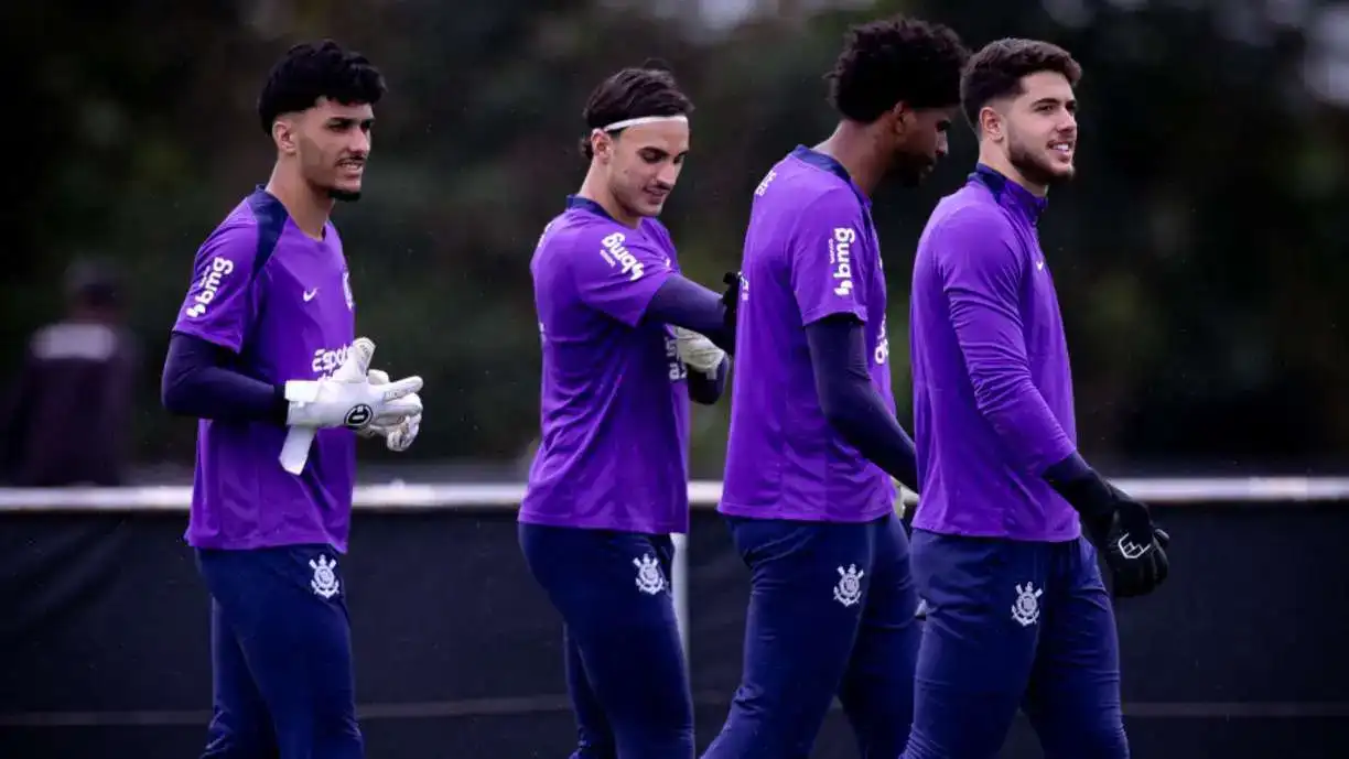 Gil Vicente quer goleiro do Corinthians para suprir possível saída de Andrew