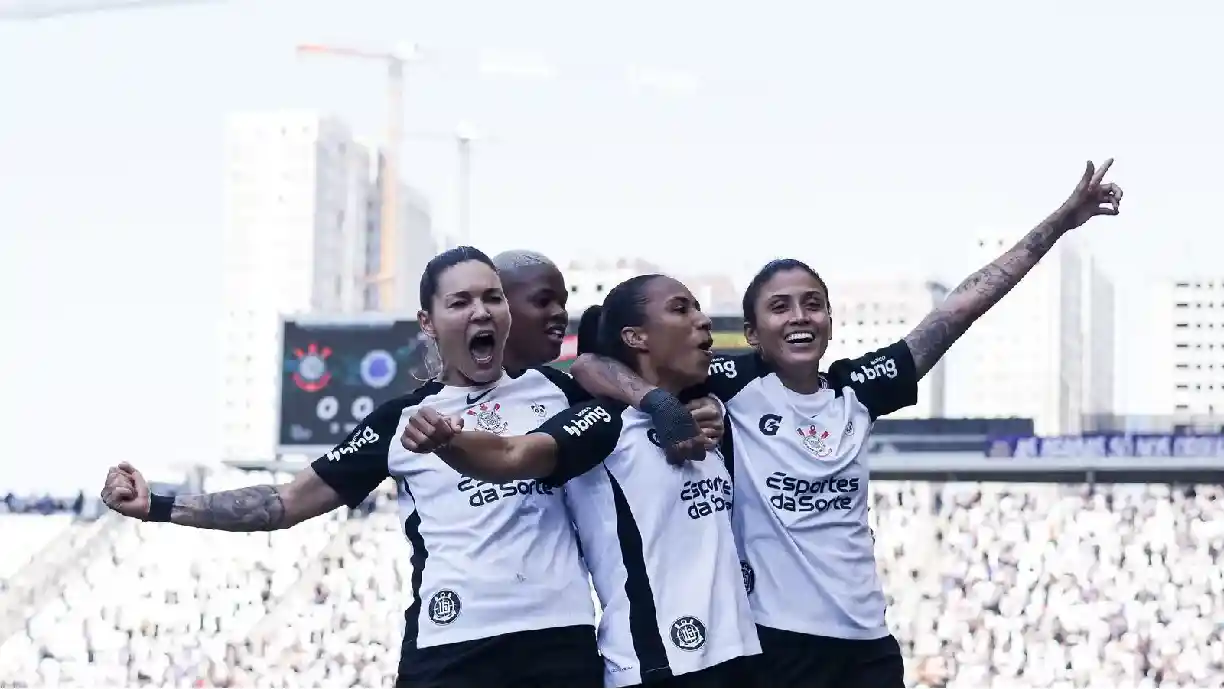 Zagueira do Corinthians renova contrato que agora vale até o ano de 2028 - Foto: Staff Images Woman/CBF