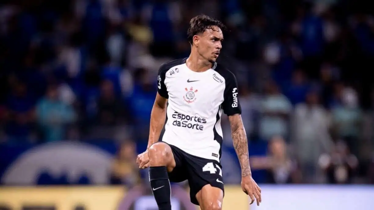 Dirigente do Corinthians comenta sobre a transferência fracassada de João Pedro Tchoca