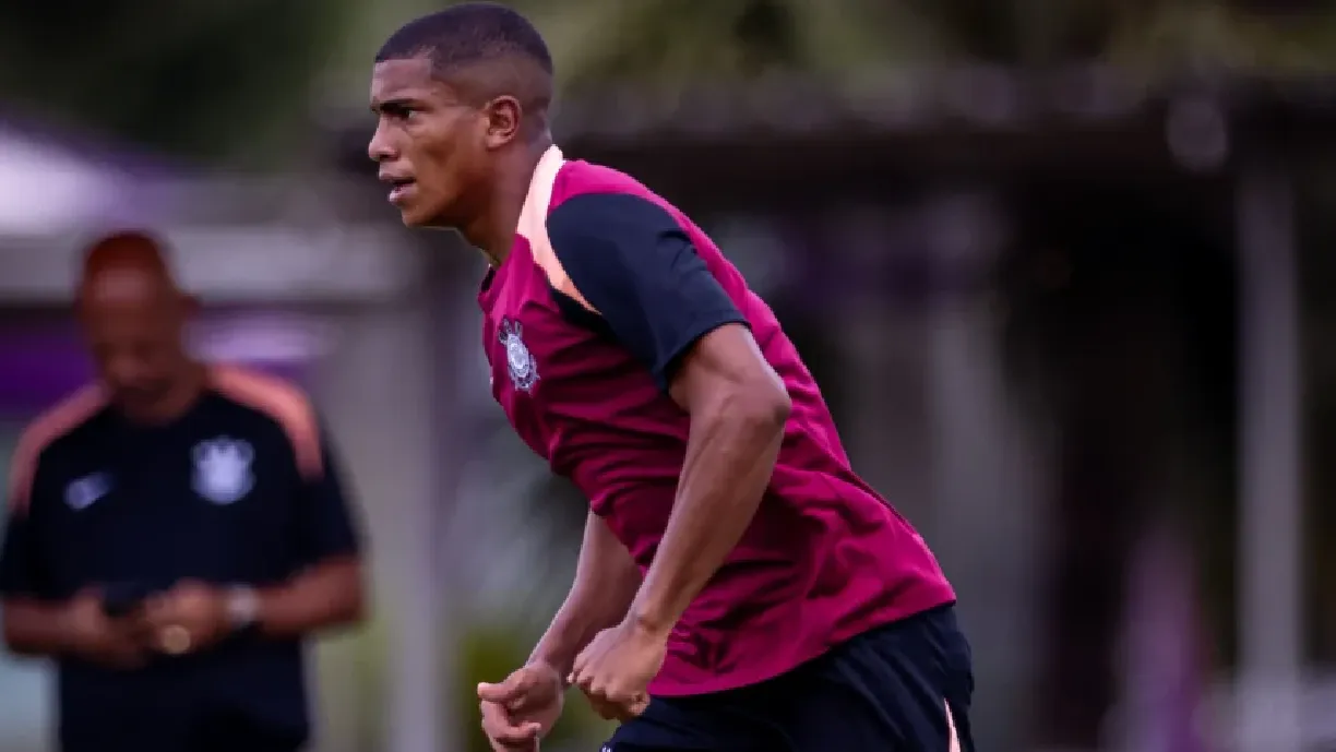 João Vitor Jacaré no treino comandado por Dorival Júnior nesta quarta (07) - Foto: Rodrigo Coca/Agência Corinthians