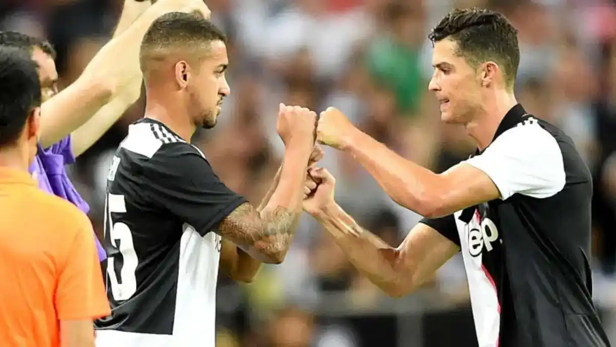 Em sua entrevista de apresentação no Corinthians, Matheus Pereira falou sobre Cristiano Ronaldo e enalteceu Breno Bidon - Foto: Roslan Rahman