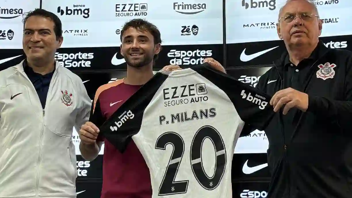 Pedro Milans é apresentado oficialmente como jogador do Corinthians; o novo camisa 20 diz estar pronto para jogar - Foto: Felipe Lúcio