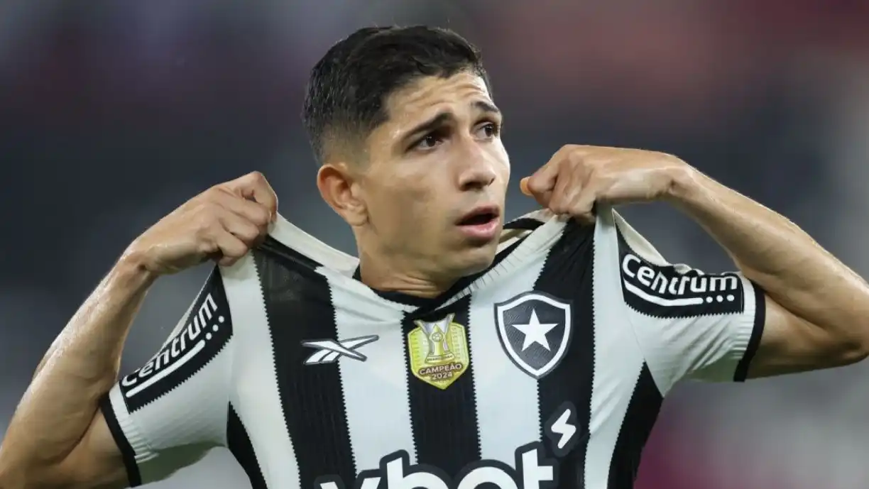 Saiba quanto o Corinthians pretende pagar por Savarino, do Botafogo