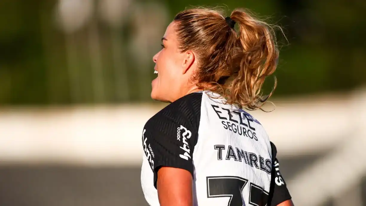 Tamires fala do merecimento do Corinthians em estar na Copa das Campeãs (Mundial) e dos reforços que chegaram - Foto: Reprodução