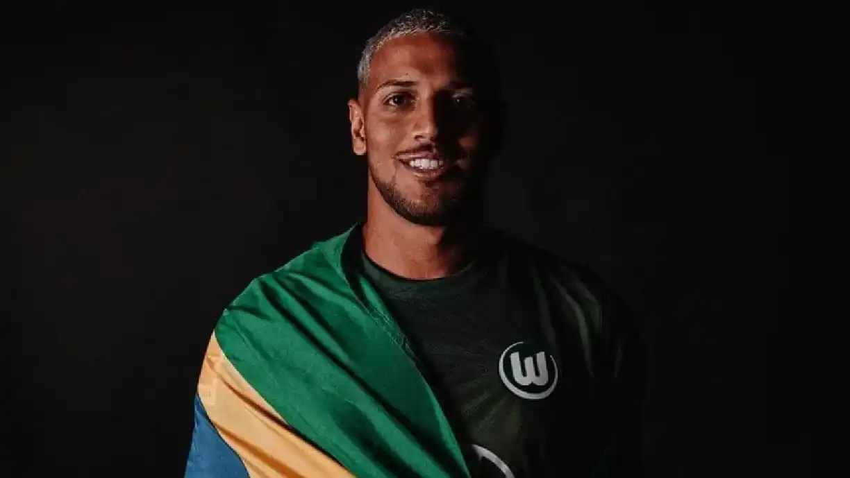 Vinícius Souza interessa ao Corinthians que procura um primeiro volante após a saída de Maycon - Foto: Reprodução