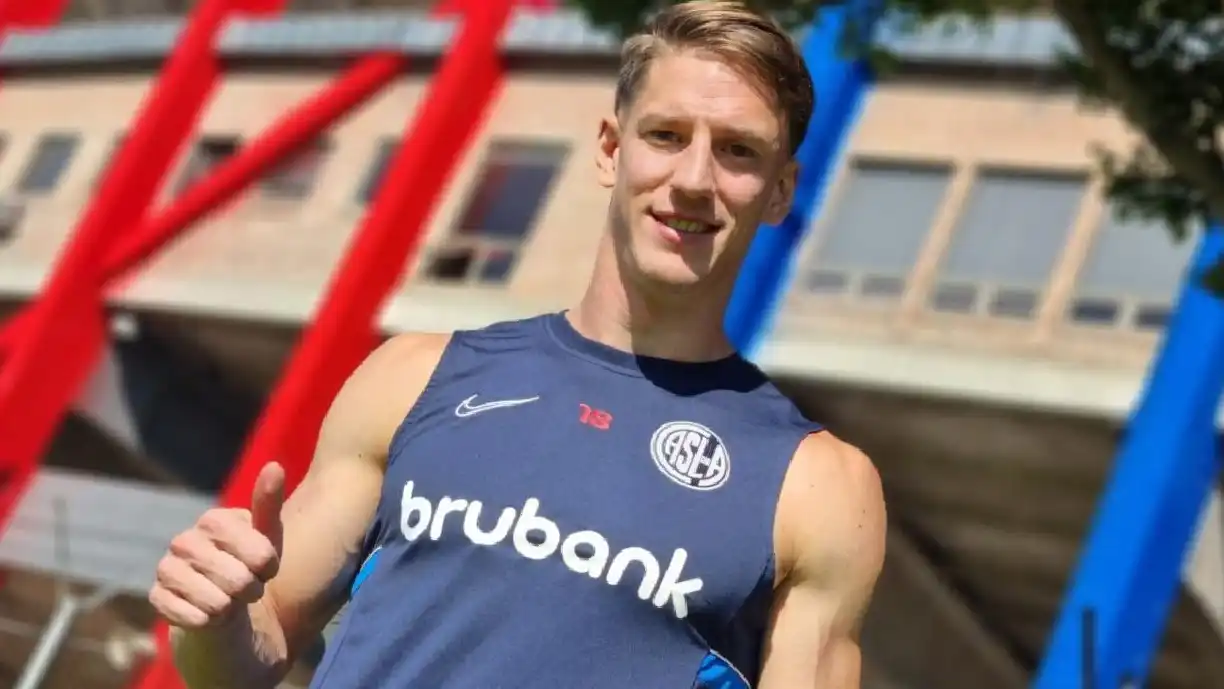 Corinthians analisa a contratação de atacante esloveno para brigar por uma vaga com Gui Negão e Pedro Raul enquanto Yuri Alberto está fora - Foto: Reprodução