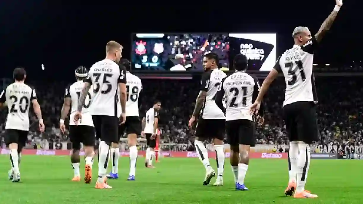 Corinthians já sabe as datas de quando vai duelar contra Palmeiras e São Paulo pelo Brasileirão - Foto: Marcos Ribolli