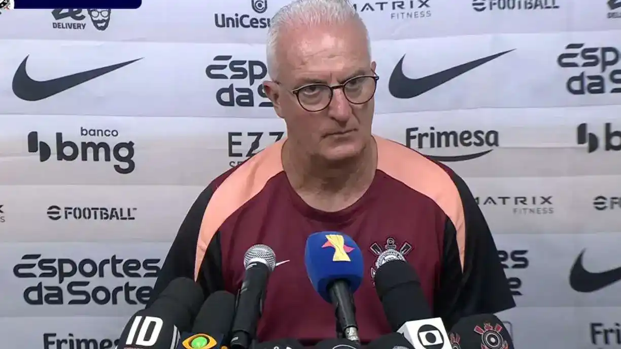 Zakaria Labyad e Fabrizio Angileri foram assuntos da entrevista pós-jogo de São Bernardo e Corinthians - Foto: Reprodução/YouTube - Corinthians TV