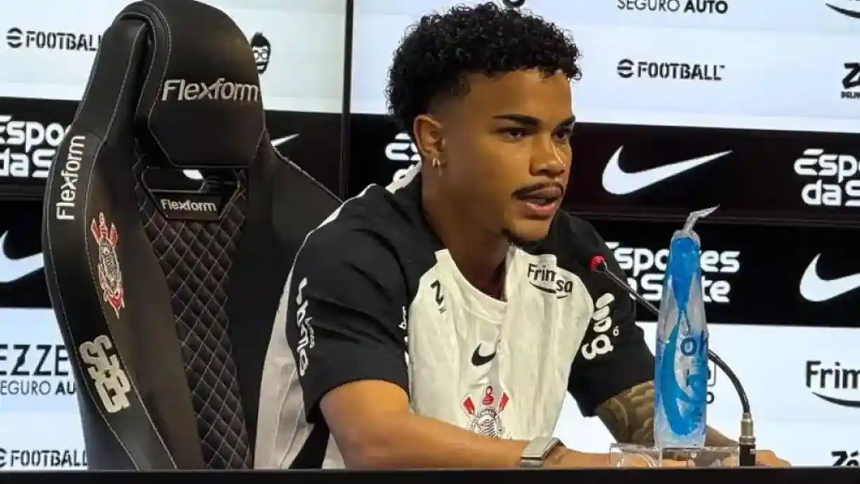 Kaio César falou da influência de Malcom durante as conversas para acertar com o Corinthians - Foto: Rodrigo Coca/Agência Corinthians