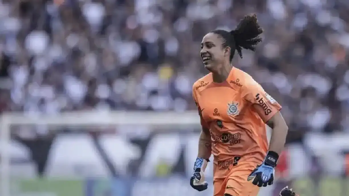 Lelê precisou ser substituída na Supercopa Feminina após concussão; goleira do Corinthians atualizou seu quadro médico - Foto: Staff Images