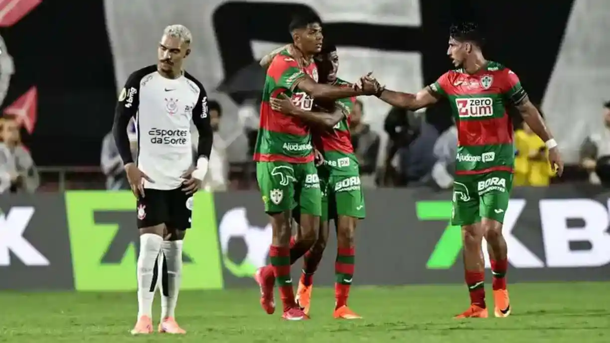 Hugo Souza foi o grande destaque no confronto entre Portuguesa e Corinthians, pelo Campeonato Paulista - Foto: Marcos Ribolli