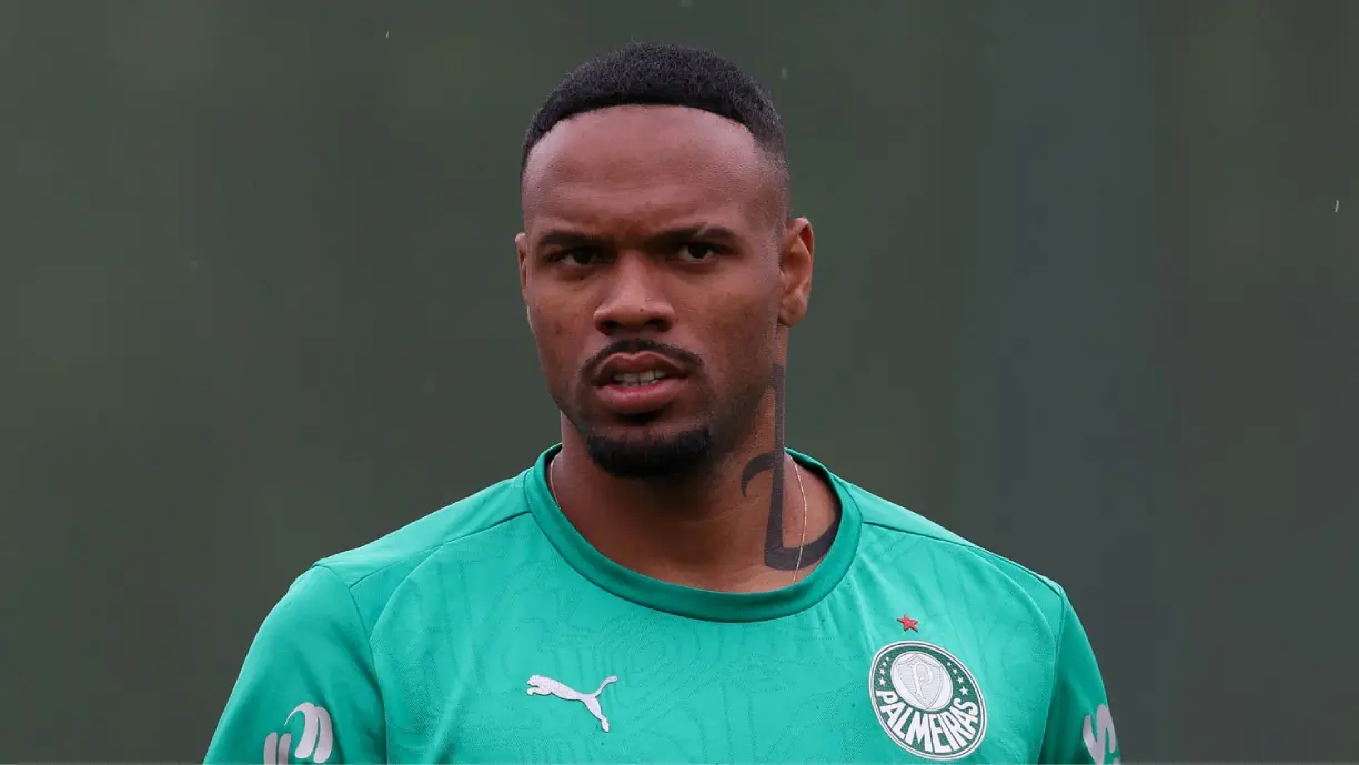 Ex-Corinthians, Carlos Miguel falha novamente em rival e torcida alviverde critica sua atuação - Foto: Cesar Greco/Palmeiras