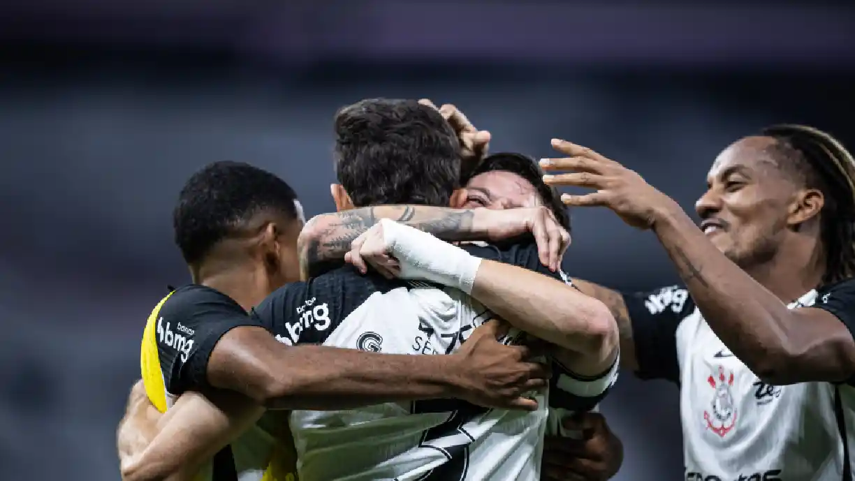 Corinthians recebe o Flamengo em casa e tenta reverter resultados ruins em Itaquera e na temporada - Foto: Jhonny Inácio/Meu Timão