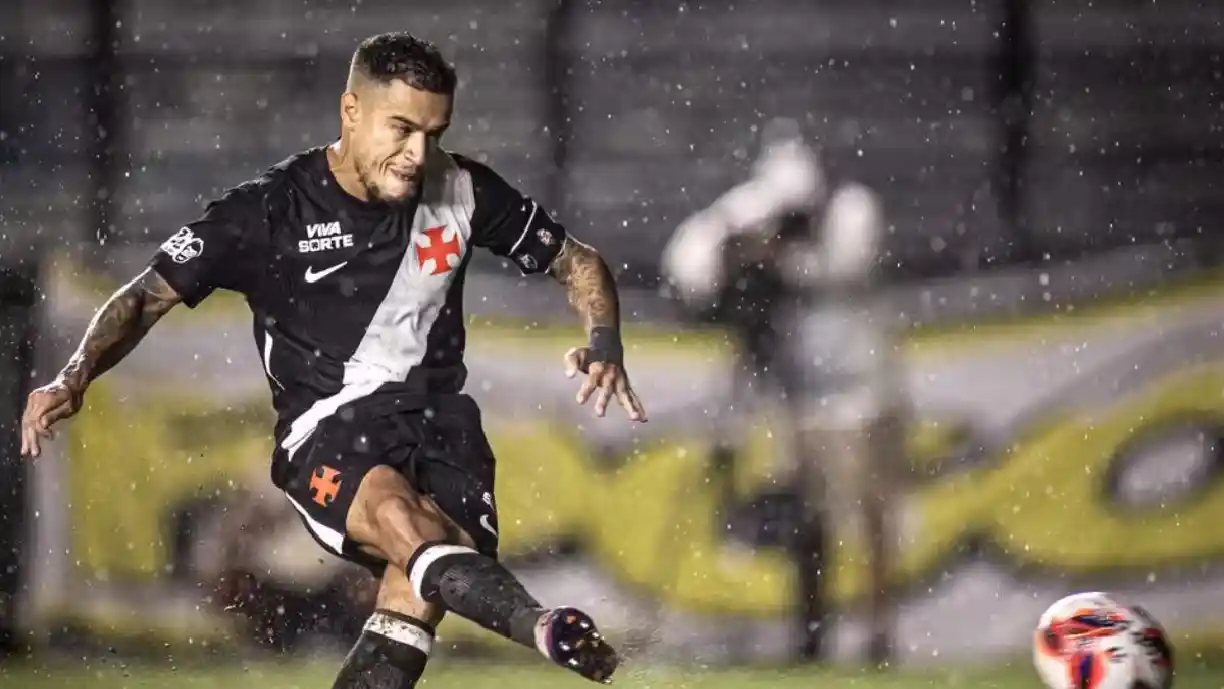 Philippe Coutinho foi especulado como alvo da diretoria do Corinthians para esse semestre - Foto: Matheus Lima/Vasco
