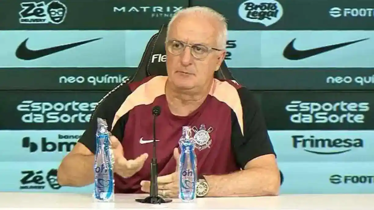 Dorival Júnior comentou a respeito do resultado de empate diante do Flamengo - Foto: Reprodução/YouTube - Corinthians TV