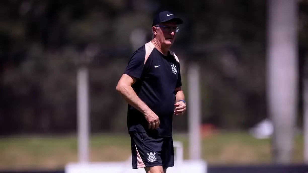 Dorival Júnior prepara a equipe para pegar o Fluminense no Rio de Janeiro - Foto: Rodrigo Coca/Agência Corinthians