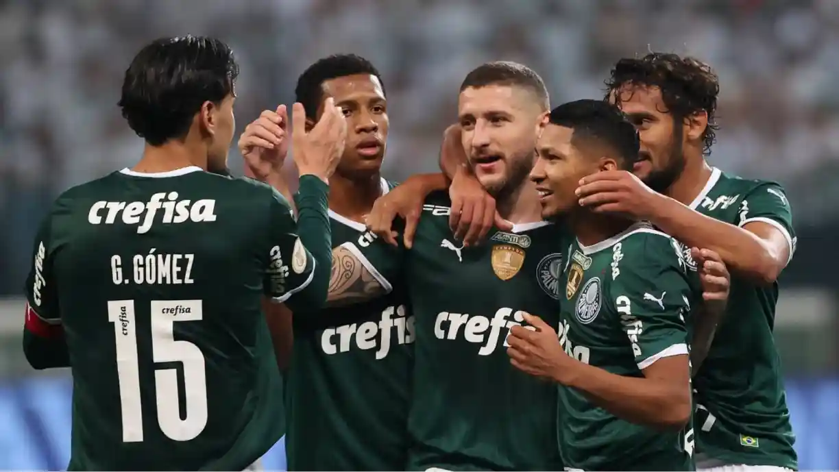 Ex-Palmeiras esteve na mira do Corinthians que visava a sua contratação, mas barrou pelo alto valor - Foto: Cesar Greco/Palmeiras