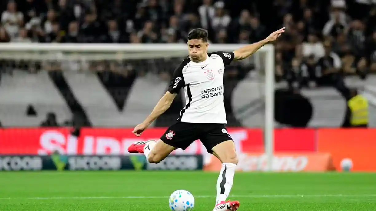 Gabriel Paulista sabe que o Corinthians deveria ter saído com os três pontos da Néo Química Arena após 11 dias de descanso - Foto: Marcos Ribolli