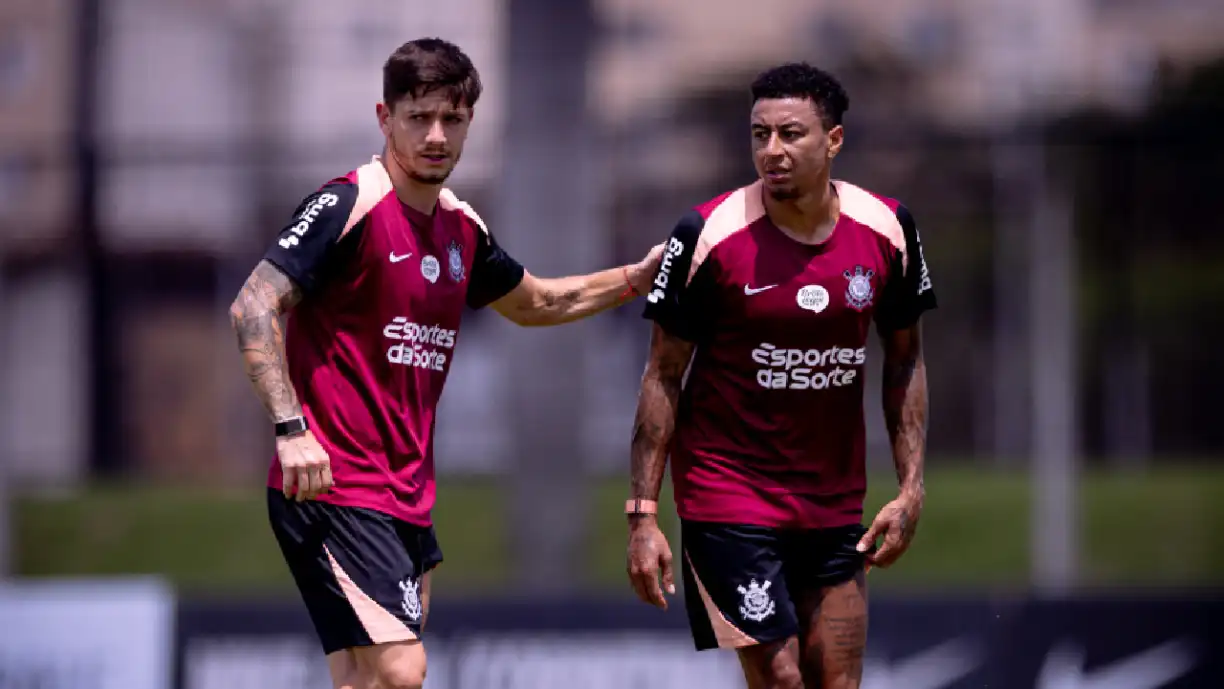 Corinthians volta aos treinos com foco total no Brasileirão