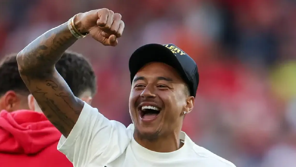 Ex-Corinthians fala da experiência que teve jogando ao lado de Jesse Lingard na Inglaterra; meia está perto de ser anunciado - Foto: Reprodução